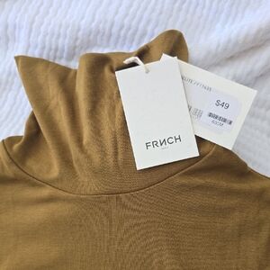 Women's Tan Sweater
